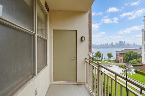 24 Avenue At Port Imperial West New York NJ 07093