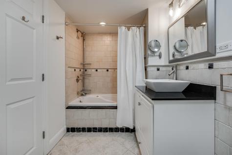 829 Washington Street Hoboken NJ 07030