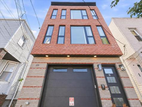220 Freeman Avenue Jersey City NJ 07306
