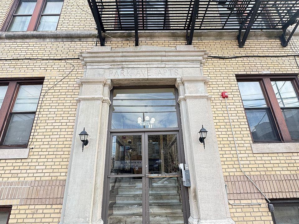 6414 Park Avenue West New York NJ 07093
