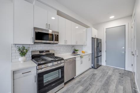 3443 Kennedy Boulevard Jersey City NJ 07307