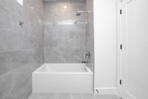 6710 Park Avenue Guttenberg NJ 07093
