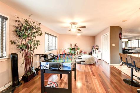 572 Sanderling Court Secaucus NJ 07094