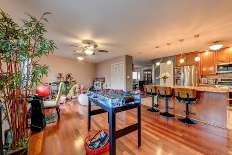 572 Sanderling Court Secaucus NJ 07094