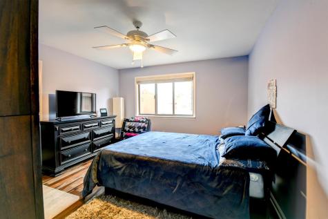 572 Sanderling Court Secaucus NJ 07094