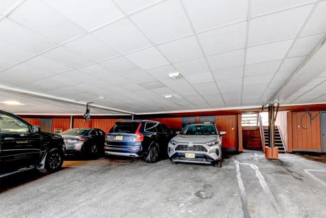 572 Sanderling Court Secaucus NJ 07094