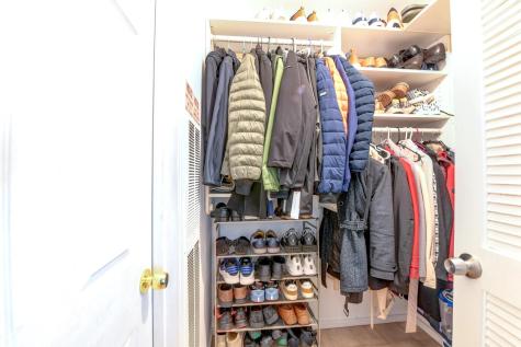 572 Sanderling Court Secaucus NJ 07094