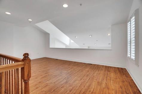 100 Abbie Court Guttenberg NJ 07093