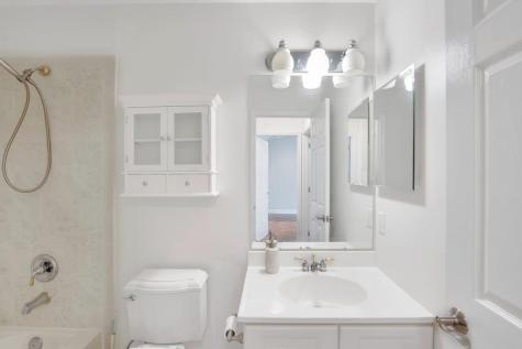 100 Abbie Court Guttenberg NJ 07093