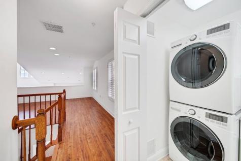 100 Abbie Court Guttenberg NJ 07093