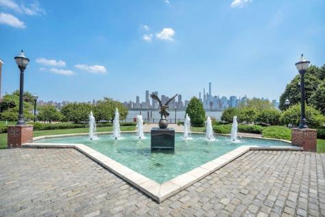 100 Abbie Court Guttenberg NJ 07093