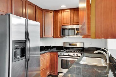 100 Abbie Court Guttenberg NJ 07093