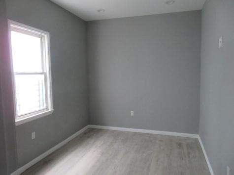 572 Nassau Street Orange NJ 07050-1232