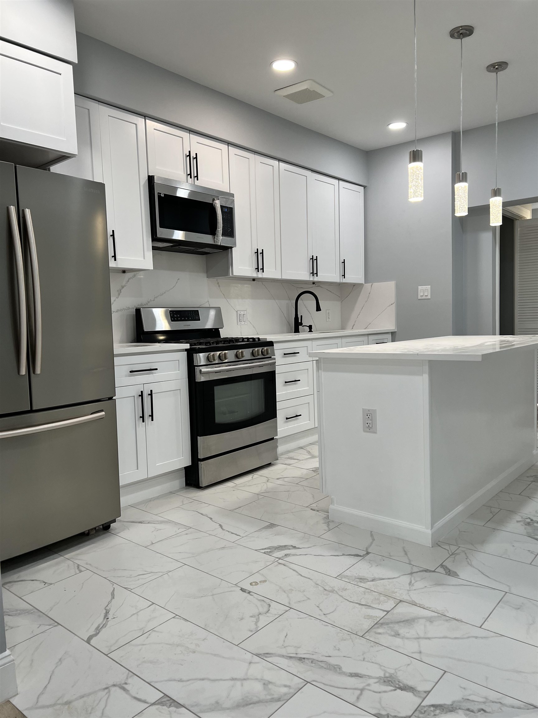 326 70th Street Guttenberg NJ 07093