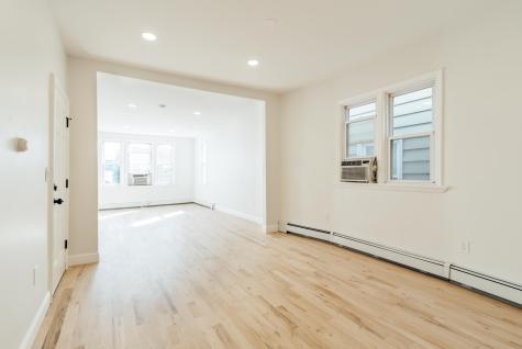 27 West 52nd Street Bayonne NJ 07002