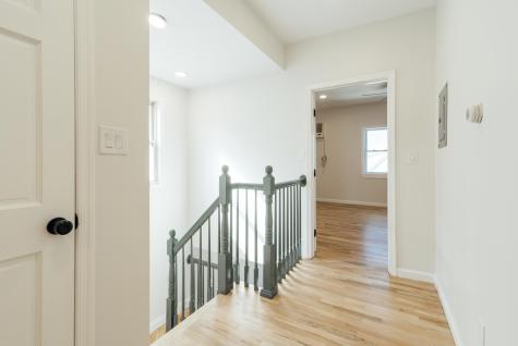27 West 52nd Street Bayonne NJ 07002