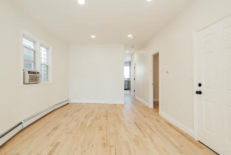 27 West 52nd Street Bayonne NJ 07002