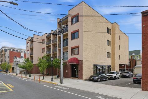 318 38th Street Union City NJ 07087