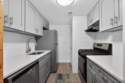 318 38th Street Union City NJ 07087