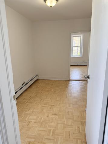 289 Bergen Avenue Jersey City NJ 07305