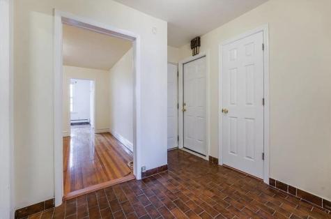 19 Hawthorne Avenue Jersey City NJ 07306