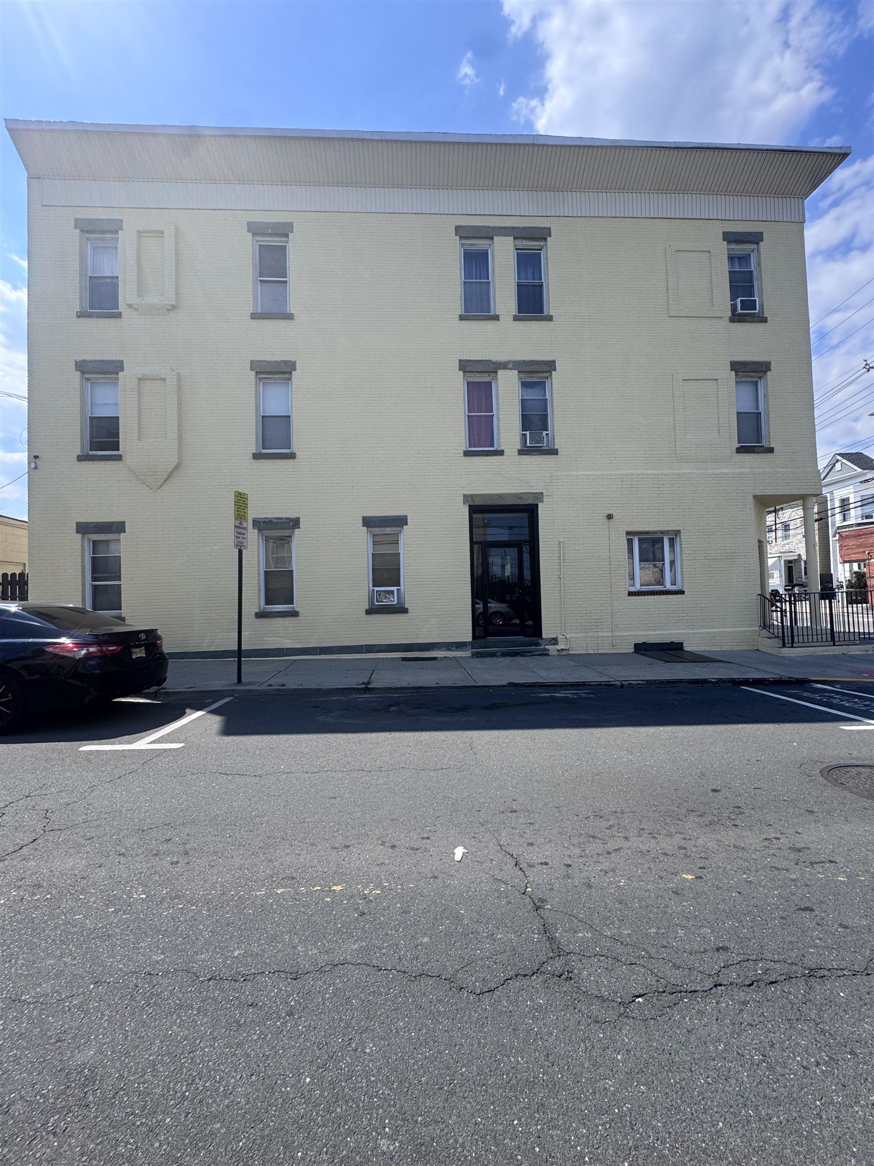 401 70th Street Guttenberg NJ 07093