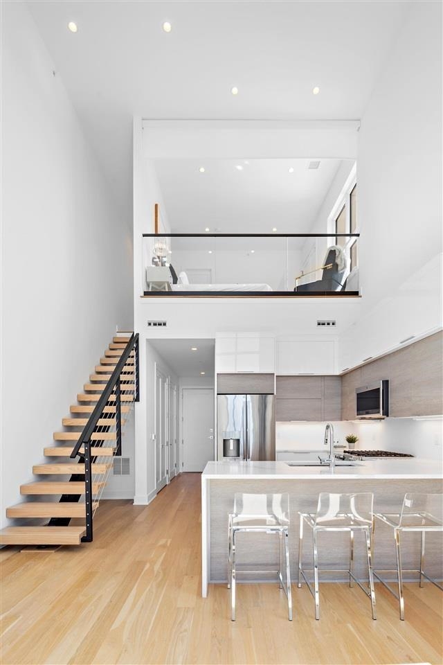 6025 Boulevard East West New York NJ 07093