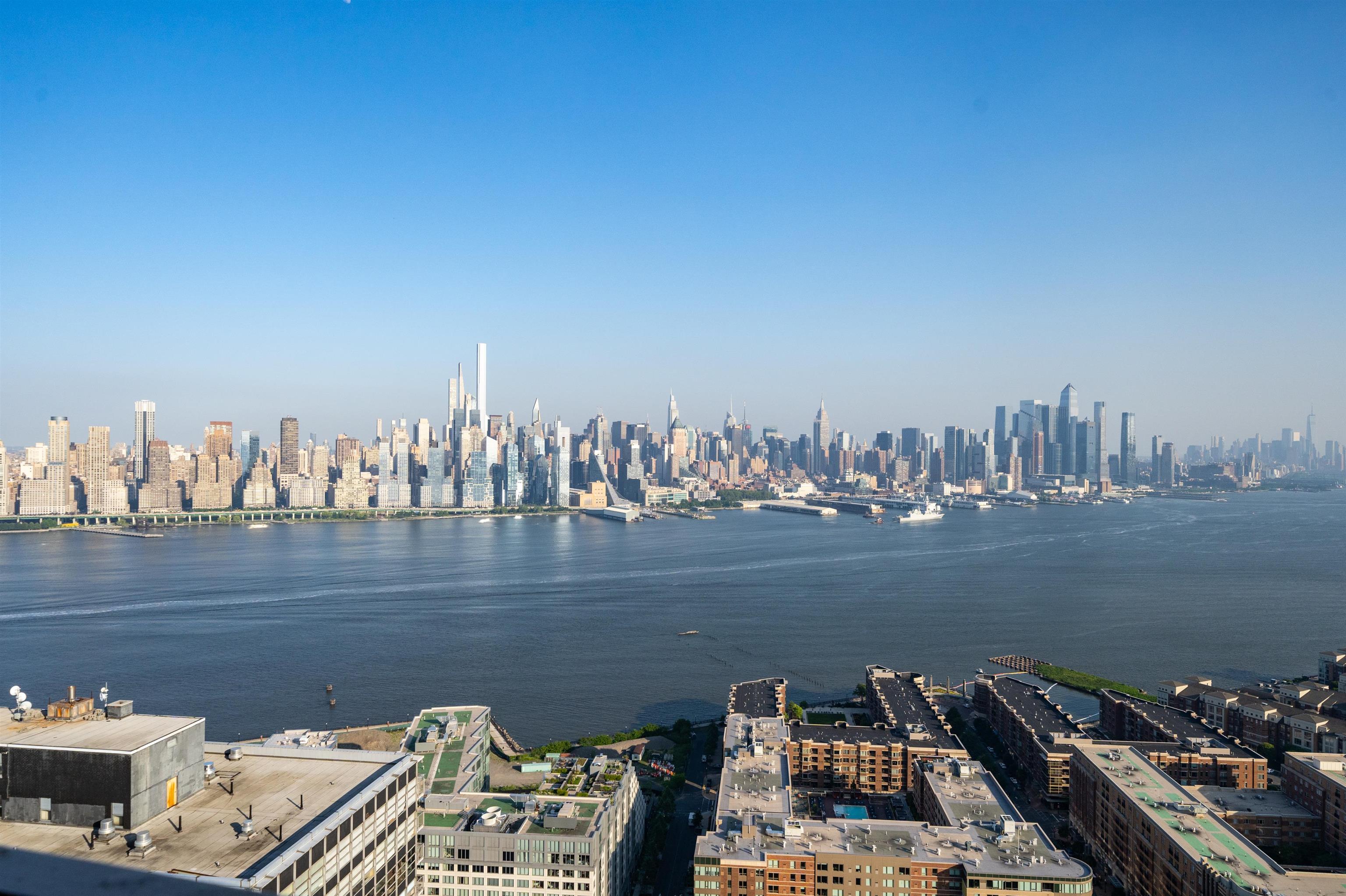 6040 Boulevard East West New York NJ 07093