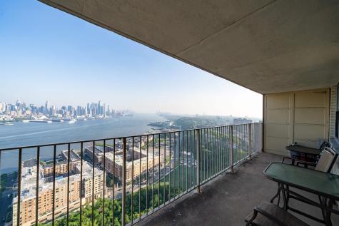 6040 Boulevard East West New York NJ 07093