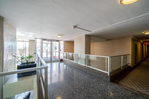 6040 Boulevard East West New York NJ 07093