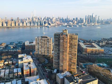 6040 Boulevard East West New York NJ 07093