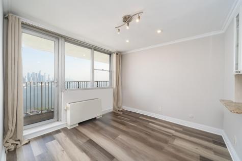 6040 Boulevard East West New York NJ 07093