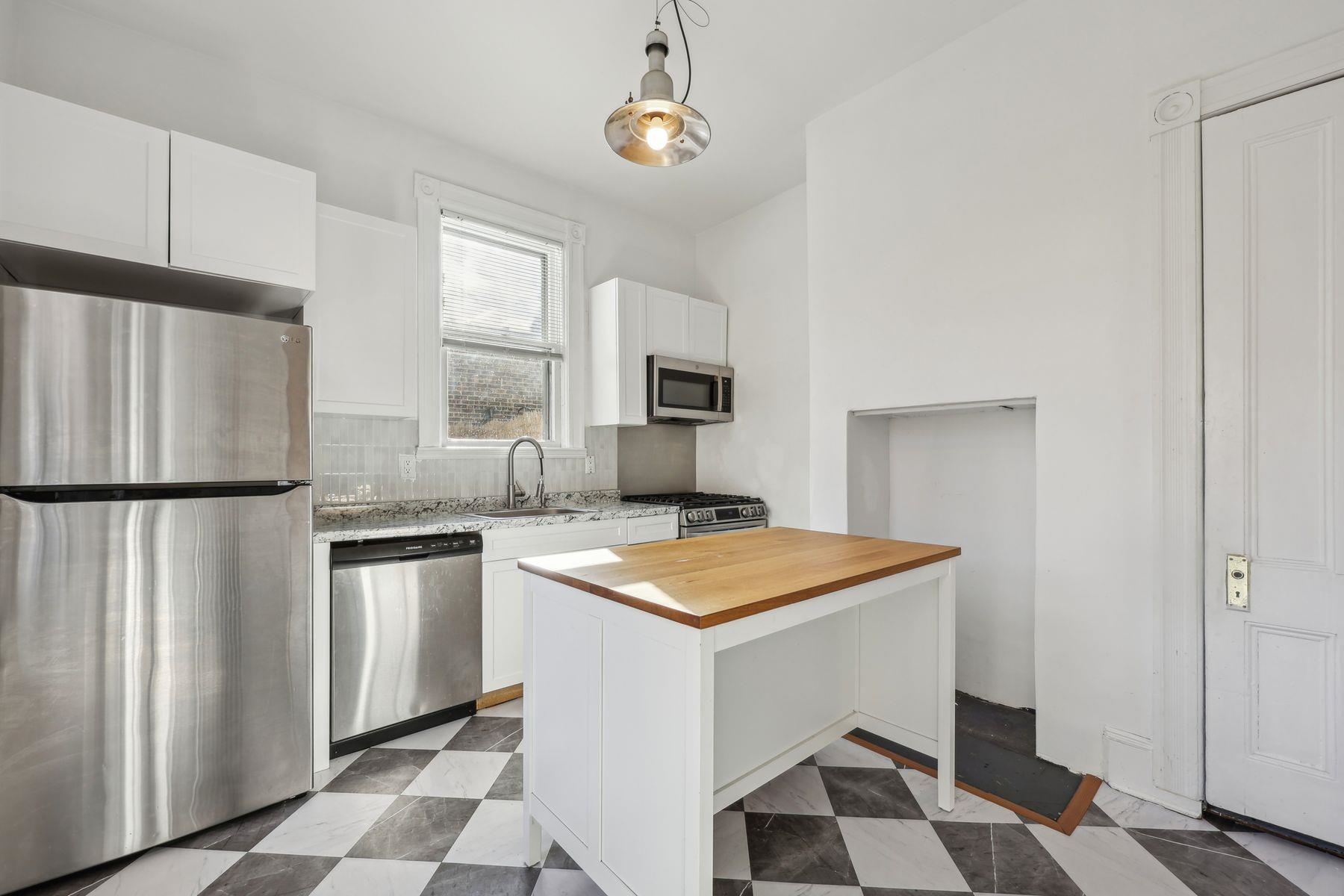 194 Pine Street Jersey City NJ 07304