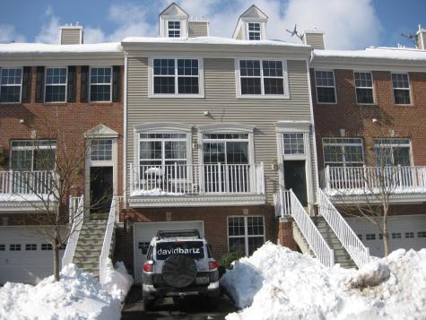 9 Surry Court Jersey City NJ 07305