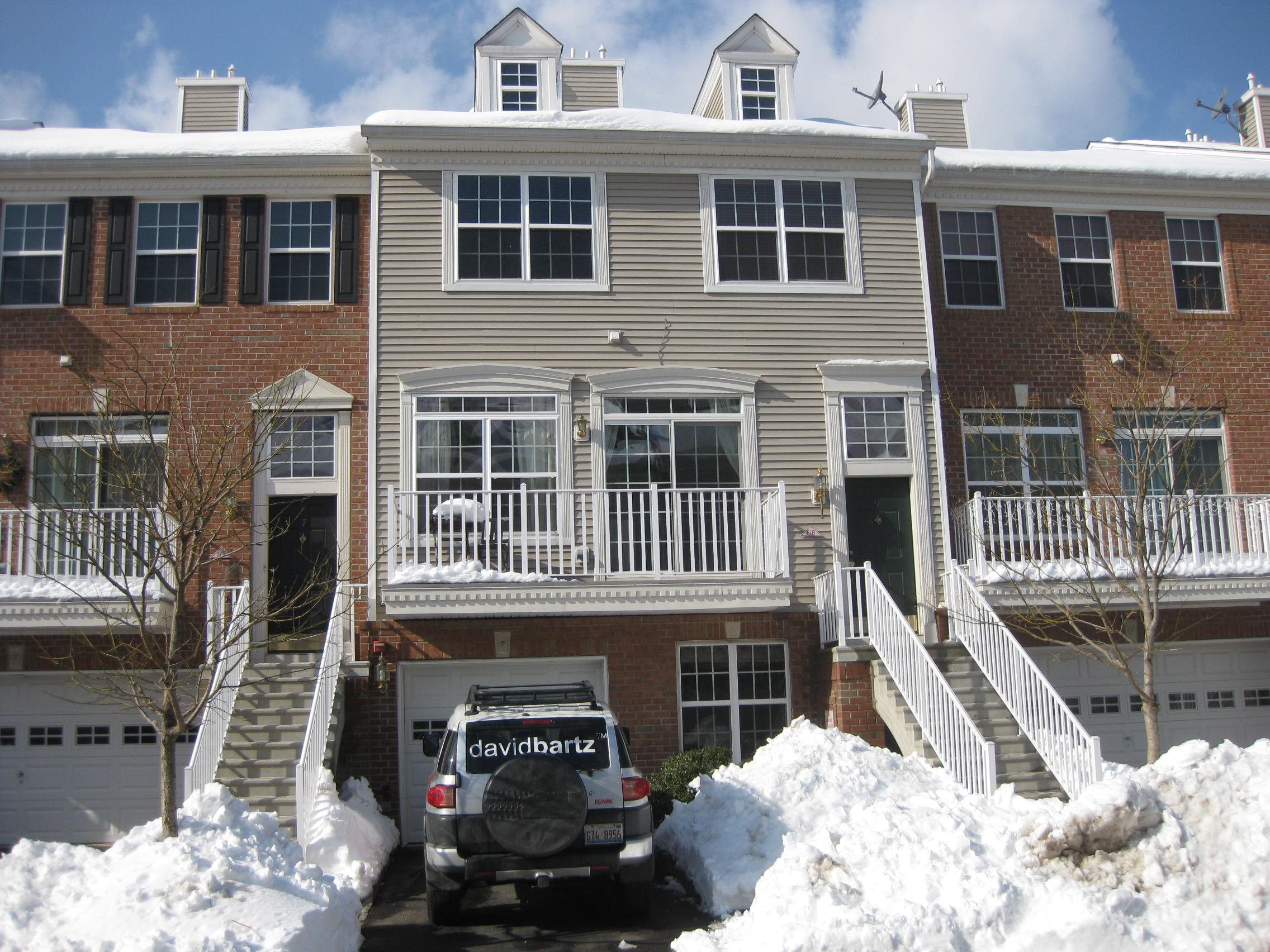 9 Surry Court Jersey City NJ 07305