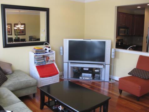 9 Surry Court Jersey City NJ 07305