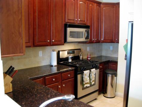 9 Surry Court Jersey City NJ 07305