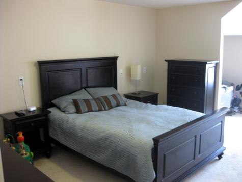 9 Surry Court Jersey City NJ 07305