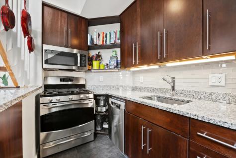 54 Magnolia Avenue Jersey City NJ 07306