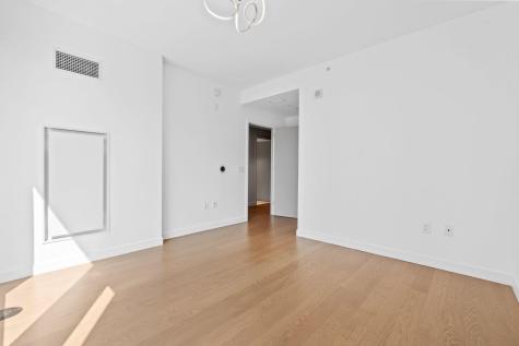 75 Park Lane South Jersey City NJ 07310