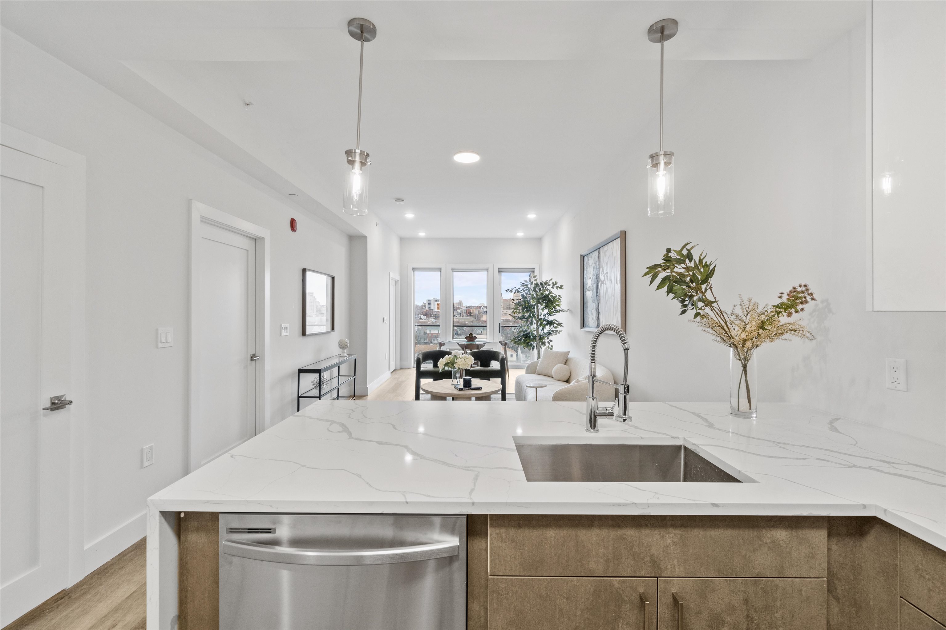 412 Whiton Street Jersey City NJ 07304