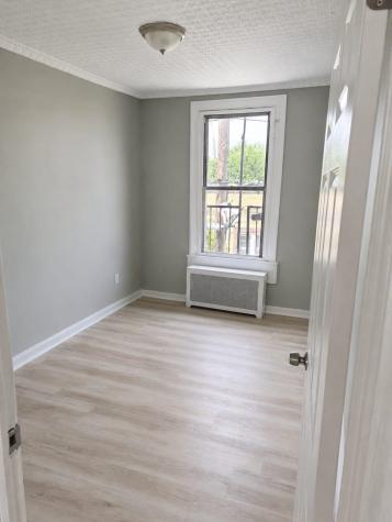 3612 New York Avenue Union City NJ 07087