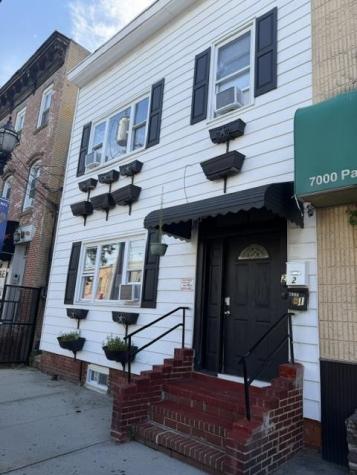 7004 Park Avenue Guttenberg NJ 07093