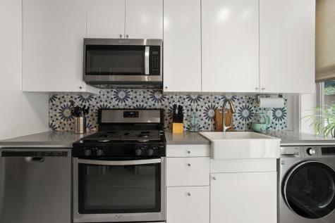204 6th Street Jersey City NJ 07302