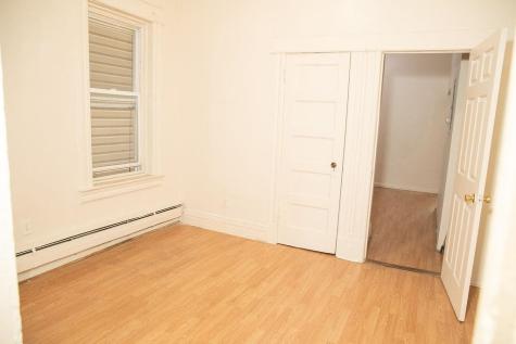 637 Ocean Avenue Jersey City NJ 07305