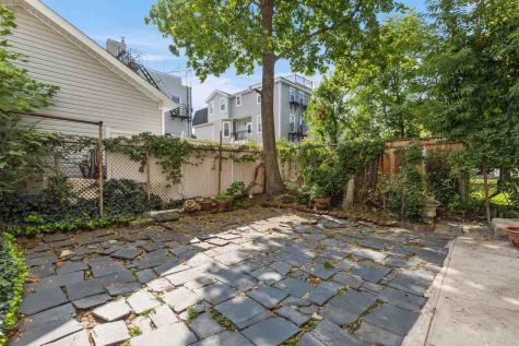 11 Hudson Place Weehawken NJ 07086