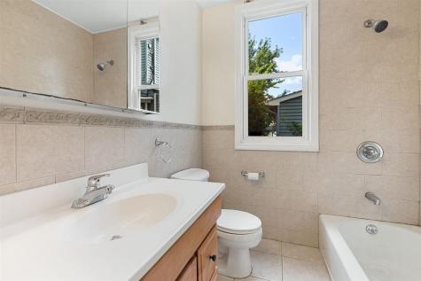 11 Hudson Place Weehawken NJ 07086