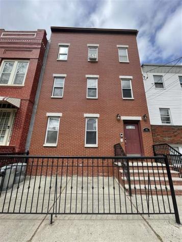 32 Beacon Avenue Jersey City NJ 07306