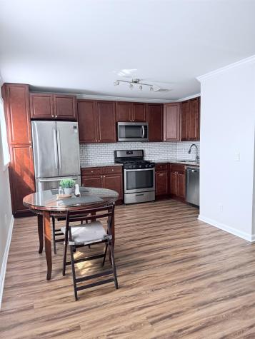 34 Gray Street Jersey City NJ 07302