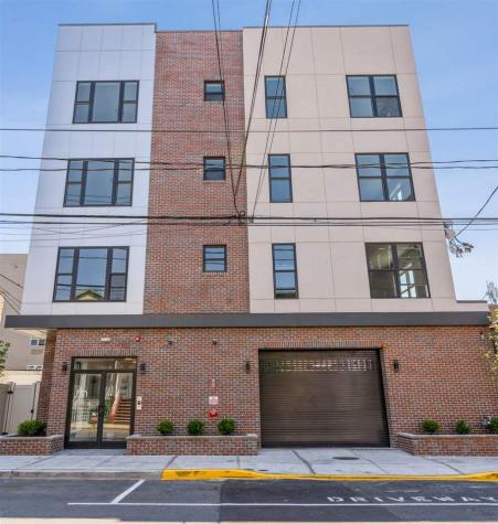 6108 Hudson Avenue West New York NJ 07093